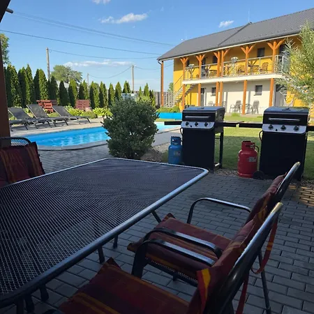 Apartamento Apartmány Milovice *